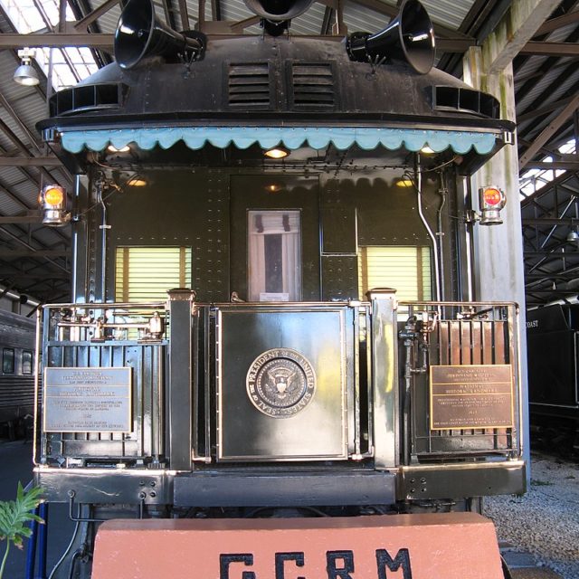 Una vuelta al pasado en el Museo del Ferrocarril [Gold Coast Railroad Museum] en Miami